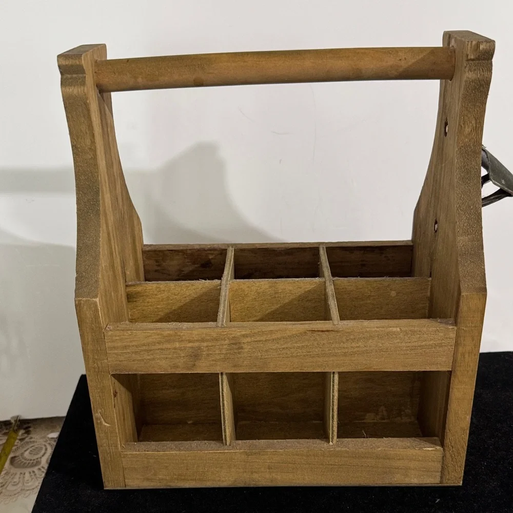 Wooden Rustic Farmhouse Bottle Caddy, 6 Slots for Bottles/Cans, Built-In Bottle